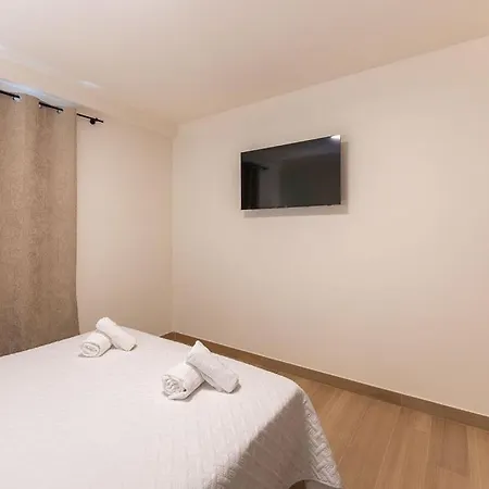 Emily Hotel apartamentowy Benidorm