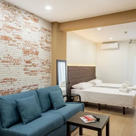 Hotel apartamentowy Emily 3*