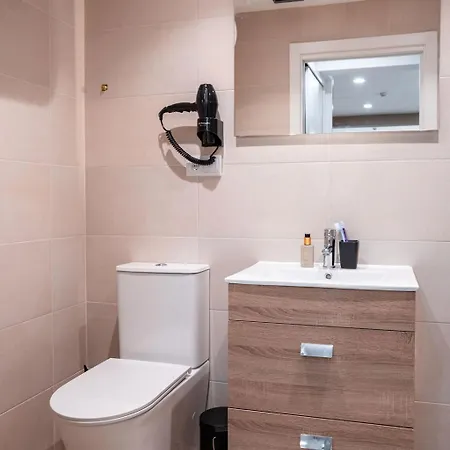 Hotel apartamentowy Emily 3*