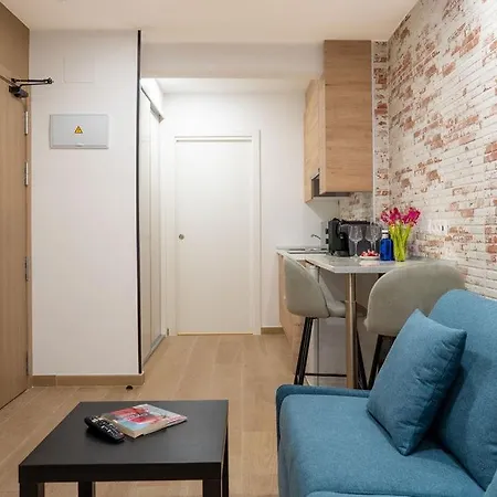 Hotel apartamentowy Emily 3*