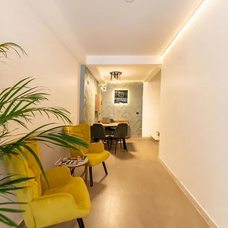 Emily Aparthotel