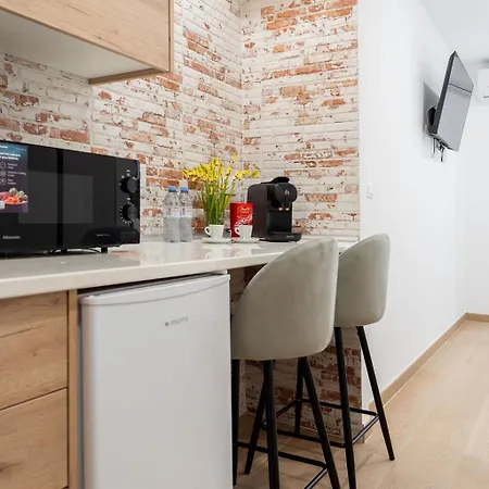 Emily 아파트호텔